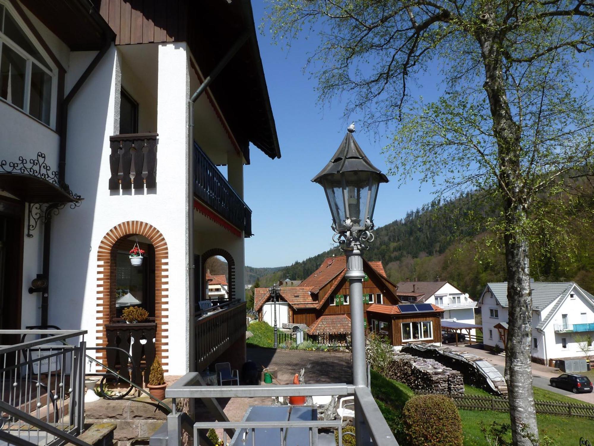 Waldschloesschen Hotel Bad Herrenalb Buitenkant foto
