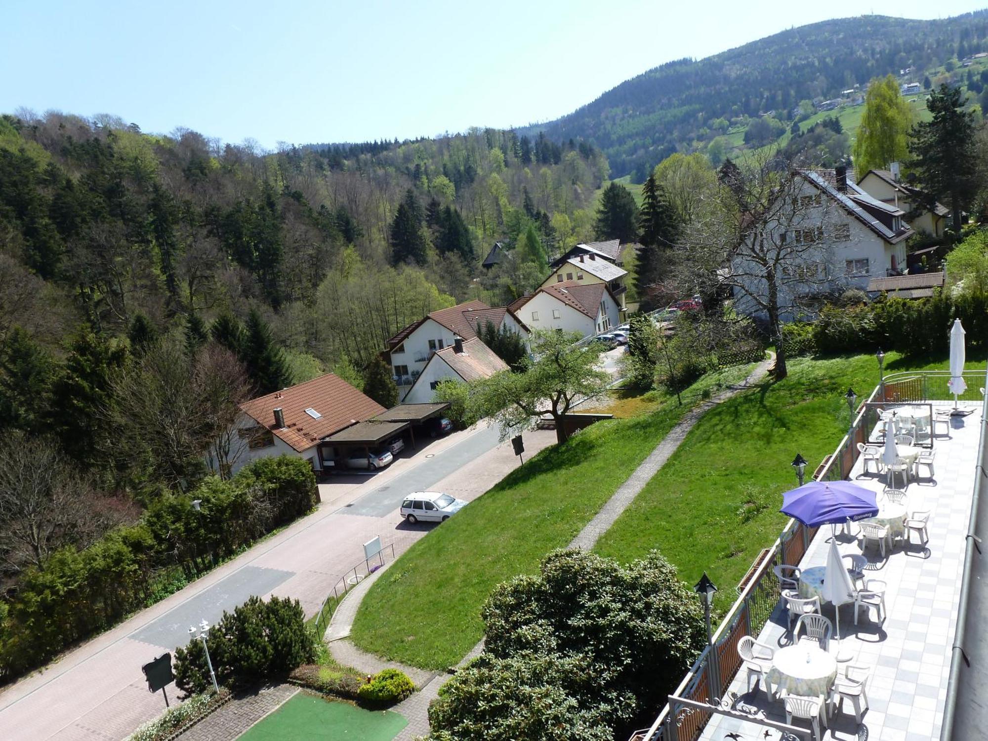 Waldschloesschen Hotel Bad Herrenalb Buitenkant foto
