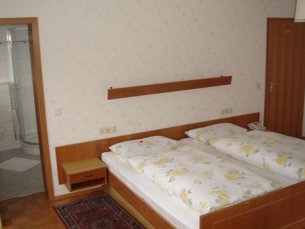 Waldschloesschen Hotel Bad Herrenalb Buitenkant foto